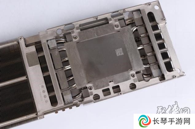 耕升 GeForce RTX 5090 D 解禁全新AI 兵器库！DLSS 4开启狂暴性能模式！