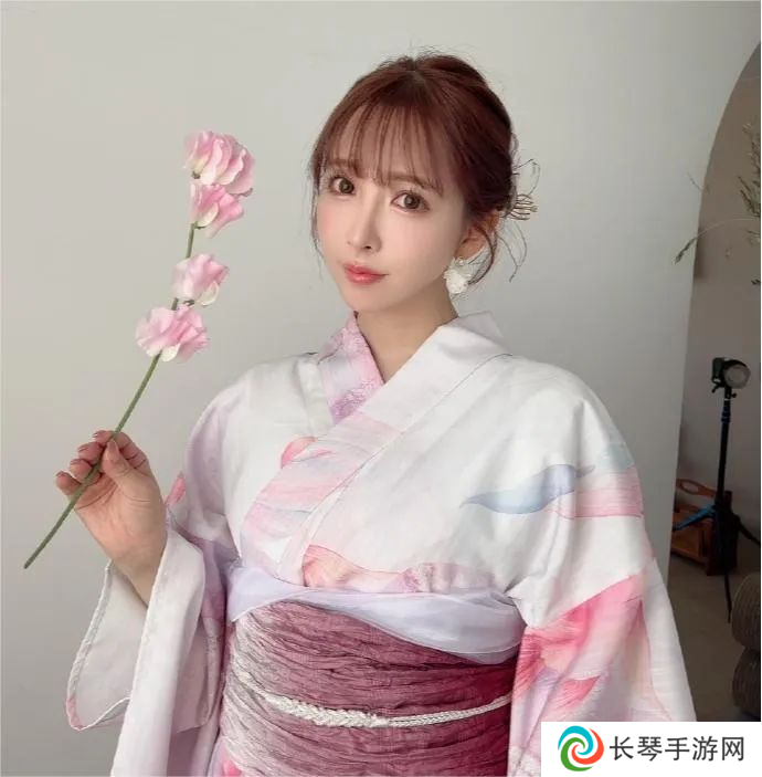 世界NO.2喷喷高玩，消失五年，下海成为顶级牛郎
