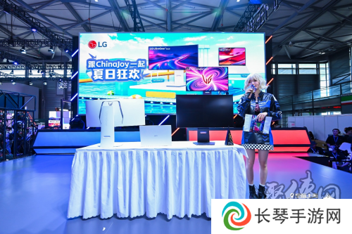 详细阅读:冰川白美学邂逅尖端科技:LG UltraGear™OLED电竞显示器China Joy首秀 冰川白美学邂逅尖端科技:LG UltraGear™OLED电竞显示器China Joy首秀